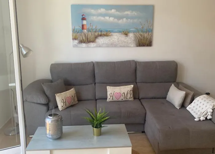 Light House Apartment *